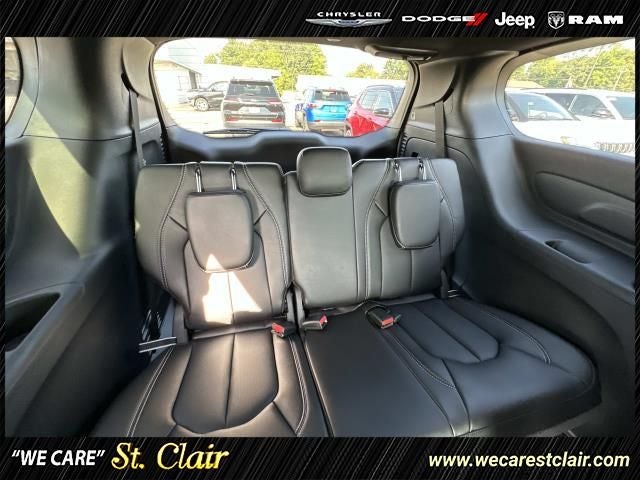 2027 Chrysler Pacifica PACIFICA SELECT AWD