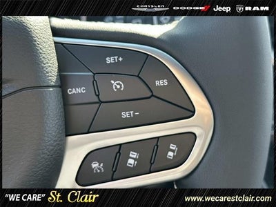 2027 Chrysler Pacifica PACIFICA SELECT AWD