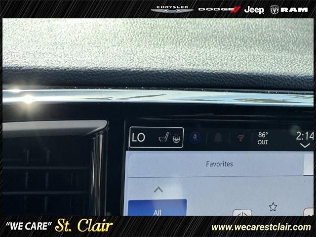 2027 Chrysler Pacifica PACIFICA SELECT AWD