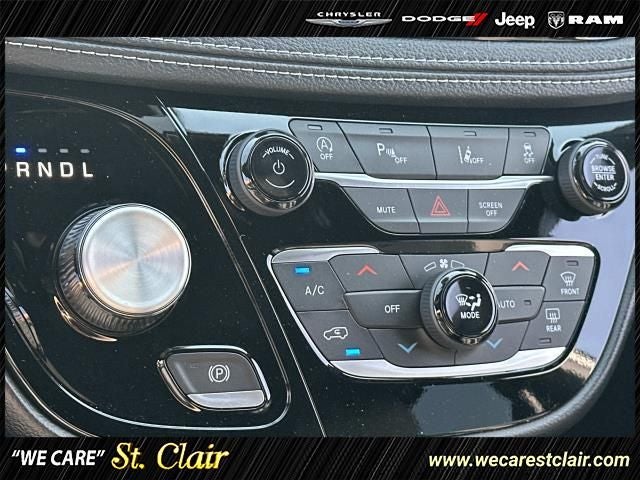 2027 Chrysler Pacifica PACIFICA SELECT AWD