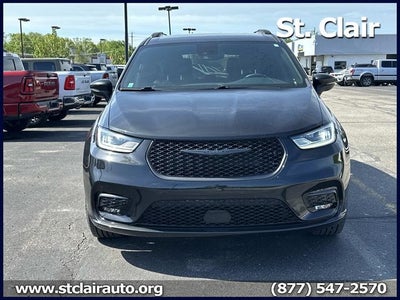 2023 Chrysler Pacifica Touring L AWD