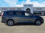 2021 Chrysler Pacifica Touring L AWD