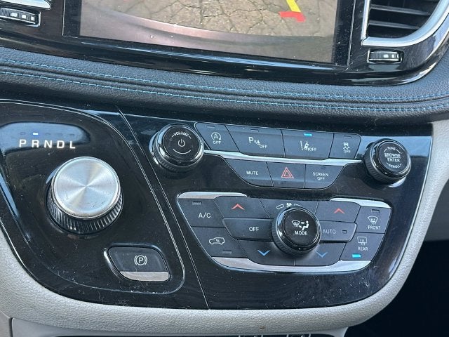 2021 Chrysler Pacifica Touring L AWD