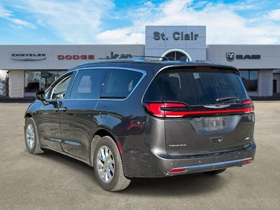 2021 Chrysler Pacifica Touring L AWD