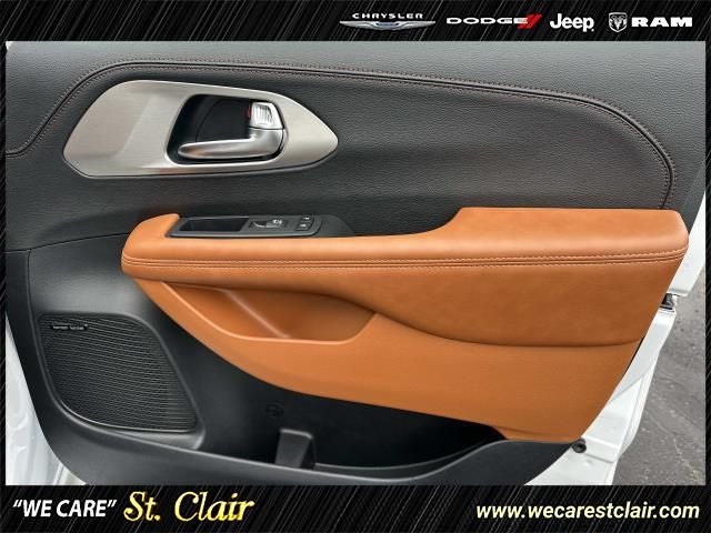 2026 Chrysler Pacifica PACIFICA PINNACLE AWD