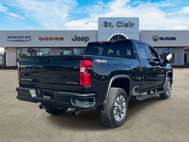 2024 Chevrolet Silverado 2500HD 4WD Crew Cab Standard Bed Custom