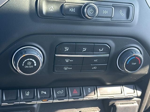 2024 Chevrolet Silverado 2500HD 4WD Crew Cab Standard Bed Custom