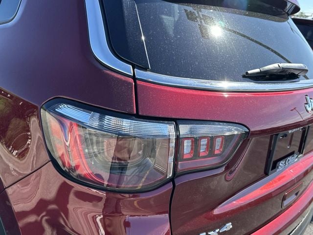 2022 Jeep Compass Latitude Lux 4x4