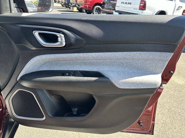 2022 Jeep Compass Latitude Lux 4x4