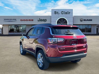 2022 Jeep Compass Latitude Lux