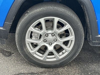 2023 Jeep Compass Latitude Lux FWD