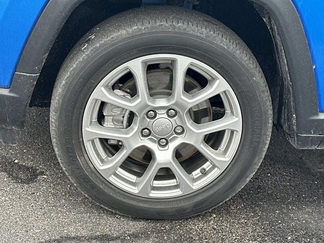 2023 Jeep Compass Latitude Lux FWD