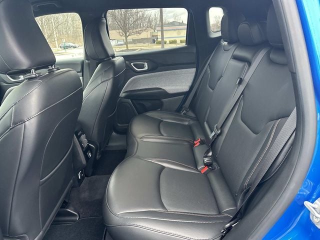 2023 Jeep Compass Latitude Lux FWD