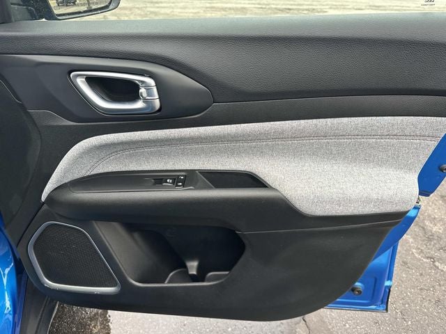 2023 Jeep Compass Latitude Lux FWD