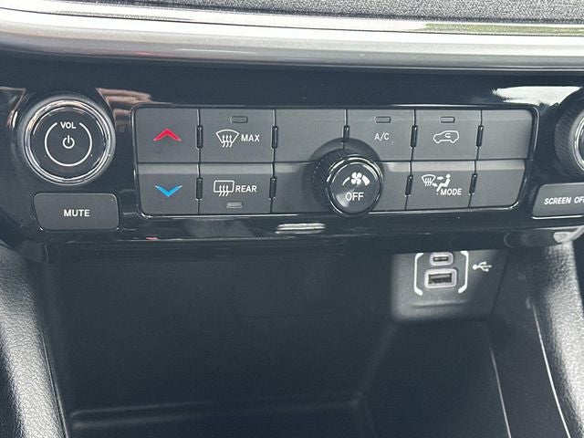 2023 Jeep Compass Latitude Lux FWD