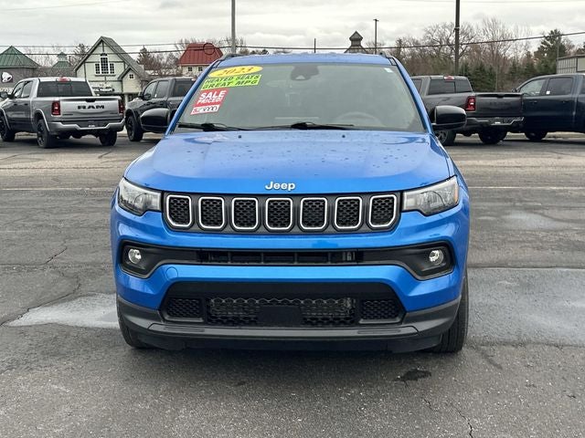 2023 Jeep Compass Latitude Lux FWD