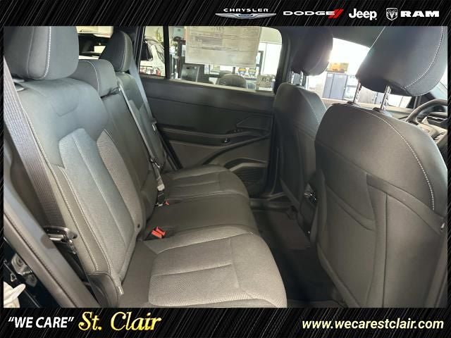 2026 Jeep Cherokee CHEROKEE LAREDO 4X4