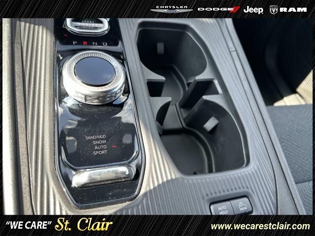2026 Jeep Cherokee CHEROKEE LAREDO 4X4