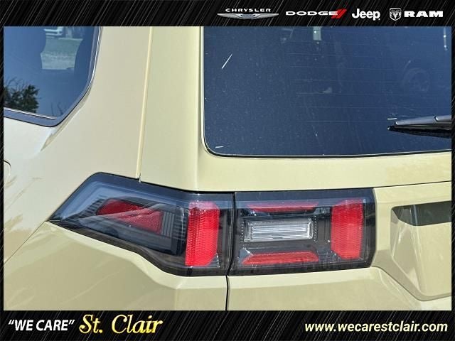 2026 Jeep Cherokee CHEROKEE LAREDO 4X4
