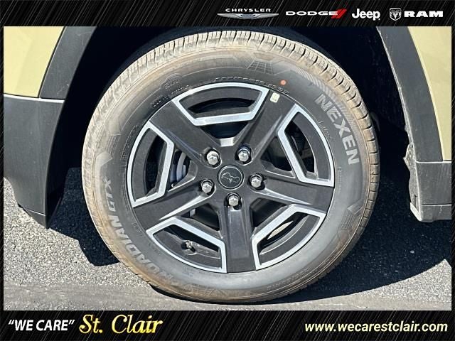 2026 Jeep Cherokee CHEROKEE LAREDO 4X4