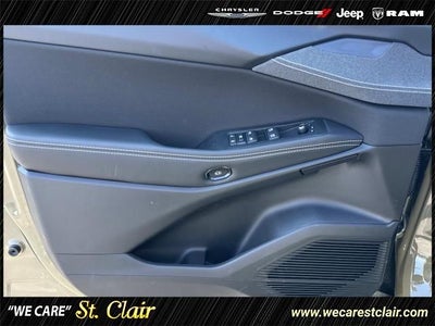 2026 Jeep Cherokee CHEROKEE LAREDO 4X4