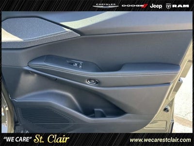 2026 Jeep Cherokee CHEROKEE LAREDO 4X4