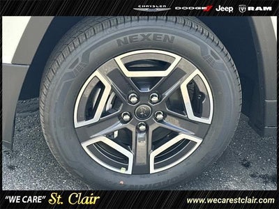 2026 Jeep Cherokee CHEROKEE LAREDO 4X4