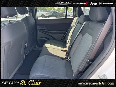 2026 Jeep Cherokee CHEROKEE LAREDO 4X4