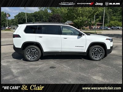 2026 Jeep Cherokee CHEROKEE LAREDO 4X4