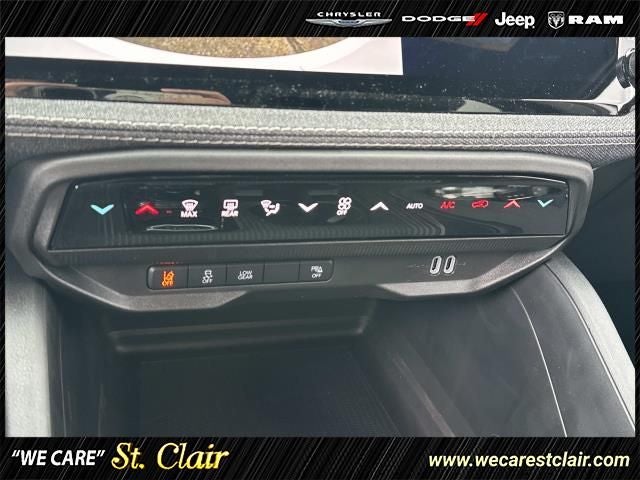 2026 Jeep Cherokee CHEROKEE LAREDO 4X4