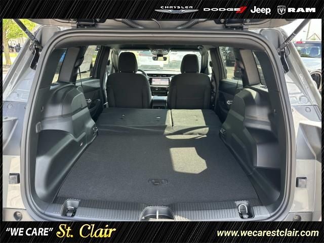 2026 Jeep Cherokee CHEROKEE LAREDO 4X4