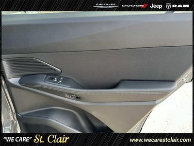 2026 Jeep Cherokee CHEROKEE LAREDO 4X4