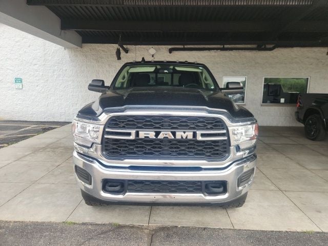 2020 RAM 2500 Tradesman Crew Cab 4x4 6'4' Box