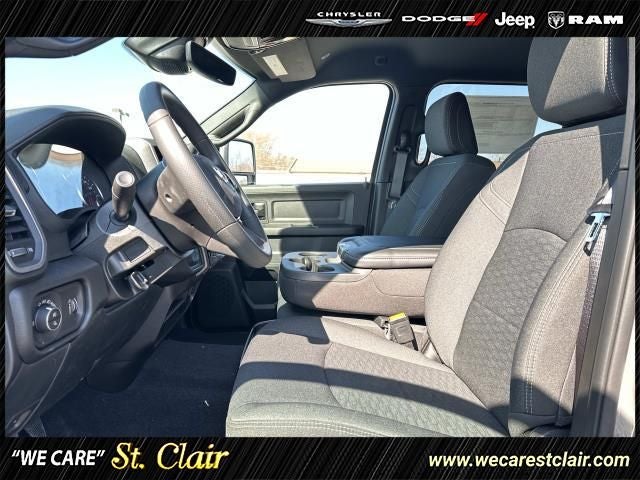 2026 RAM Ram 2500 RAM 2500 BLACK EXPRESS CREW CAB 4X4 6'4' BOX