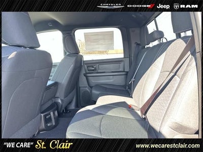 2026 RAM Ram 2500 RAM 2500 BLACK EXPRESS CREW CAB 4X4 6'4' BOX