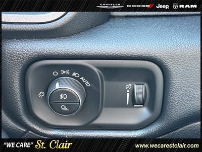 2026 RAM Ram 2500 RAM 2500 BLACK EXPRESS CREW CAB 4X4 6'4' BOX