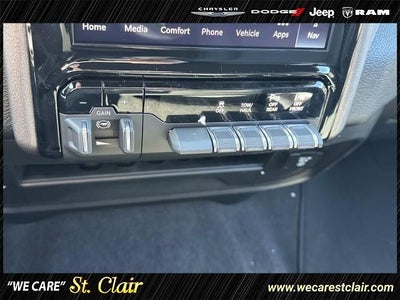 2026 RAM Ram 2500 RAM 2500 BLACK EXPRESS CREW CAB 4X4 6'4' BOX