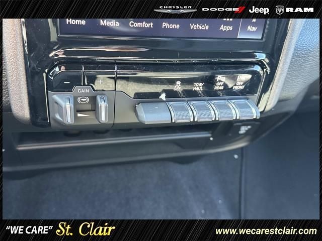 2026 RAM Ram 2500 RAM 2500 BLACK EXPRESS CREW CAB 4X4 6'4' BOX