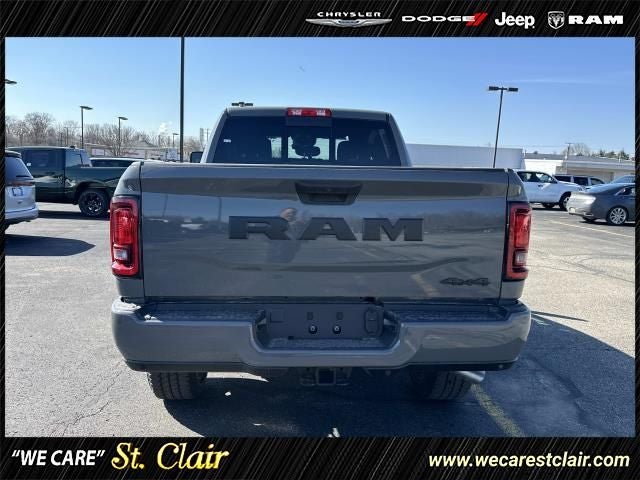 2026 RAM Ram 2500 RAM 2500 BLACK EXPRESS CREW CAB 4X4 6'4' BOX