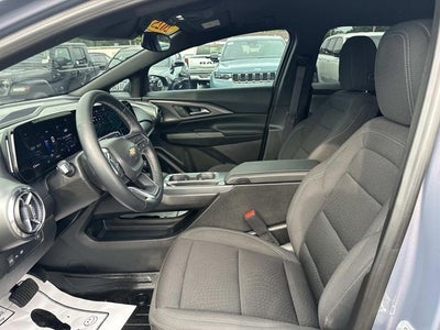 2025 Chevrolet Equinox EV LT