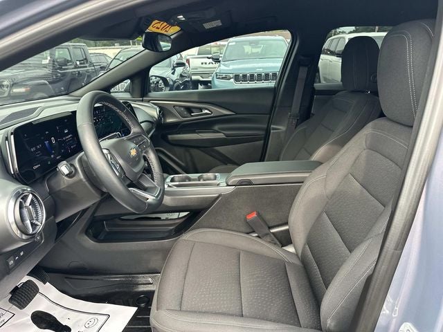 2025 Chevrolet Equinox EV LT