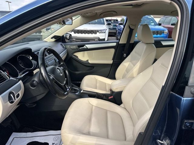 2018 Volkswagen Jetta 1.8T SEL