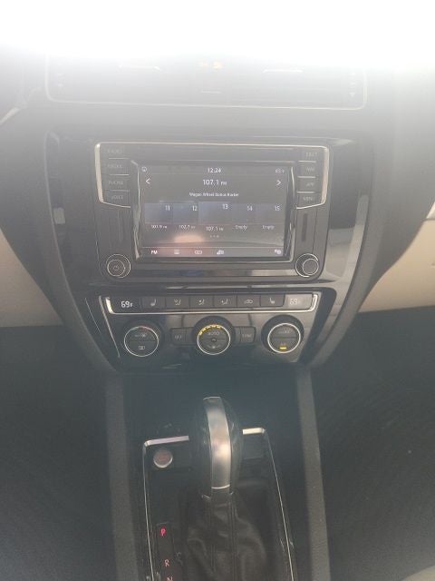 2018 Volkswagen Jetta 1.8T SEL