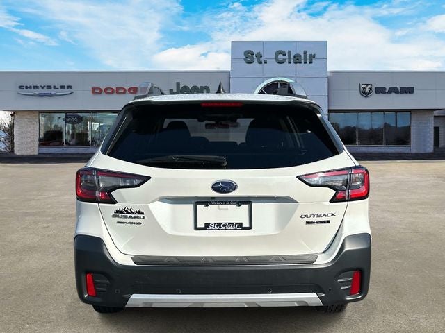 2022 Subaru Outback Touring