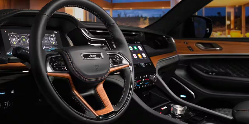 2025 Jeep Grand Cherokee steering wheel